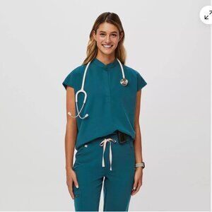 NWOT Figs Carribean Blue set. Rafaela top XXS, Yola pants. SP